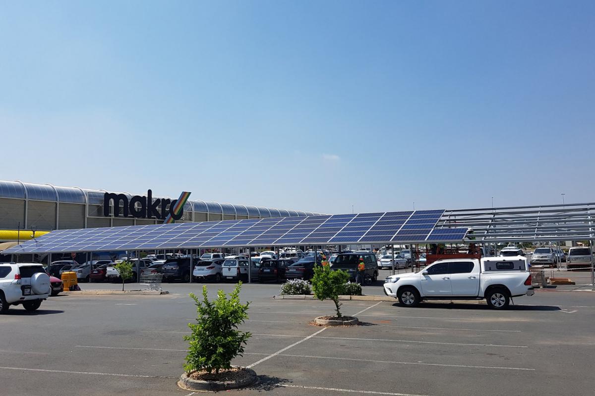 Makro Strubens Valley Solar XIGENT